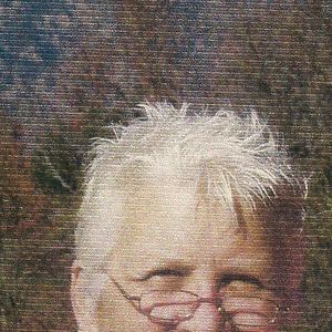 Meet your Posher, Iris